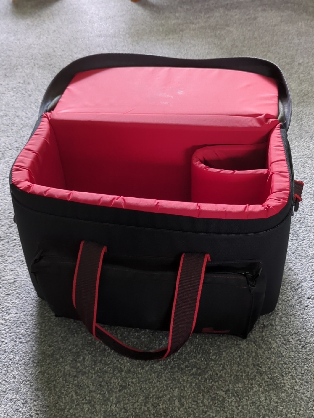 Insulated Camera/Accessory Carry Bag in Black and Bright Pink